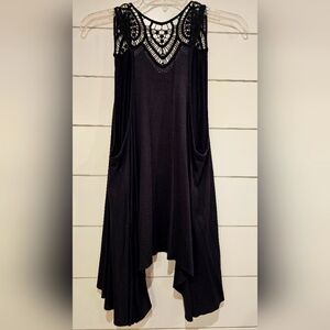 Black Sleeveless Asymmetrical Vest With Lace